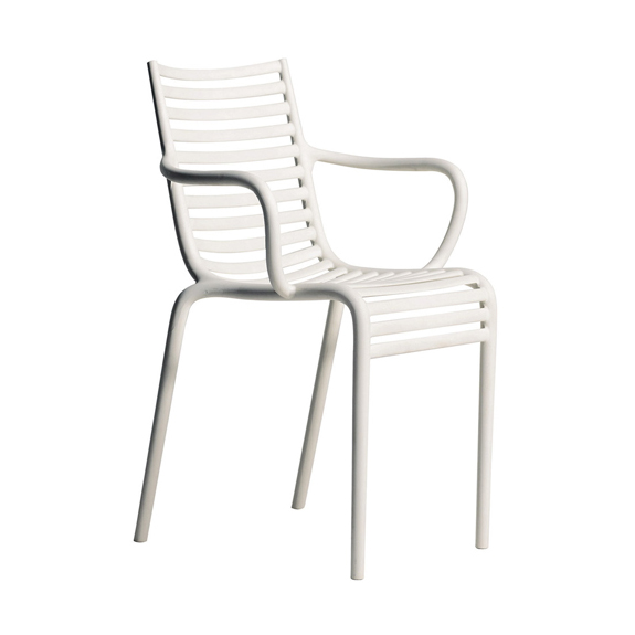 Pip-e Chair with Arms