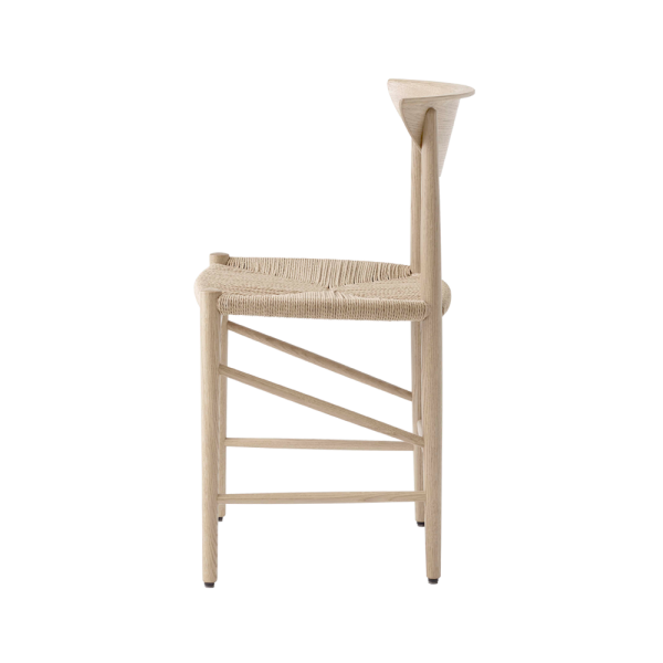 HM3 Drawn Chair