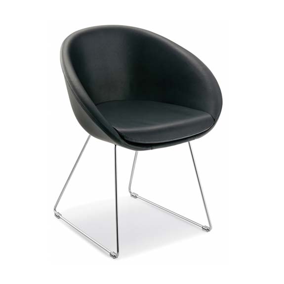 Gliss Soft Chair - Sledge Base